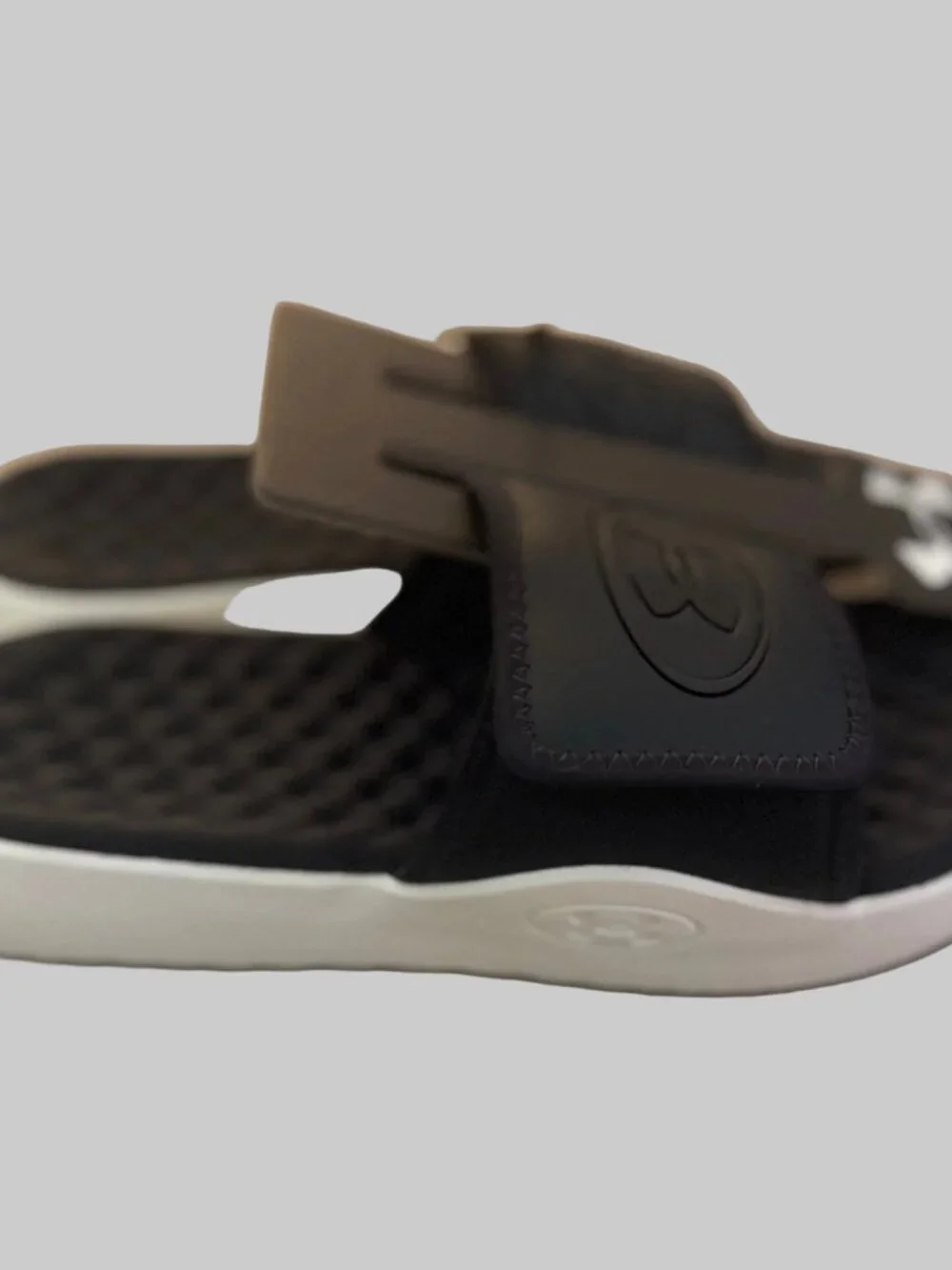 Under Armour Ignite Pro 8 Slide Sandals Black Men's Size 10 New